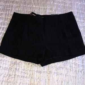NWT Size 6 Black Express Dress Shorts